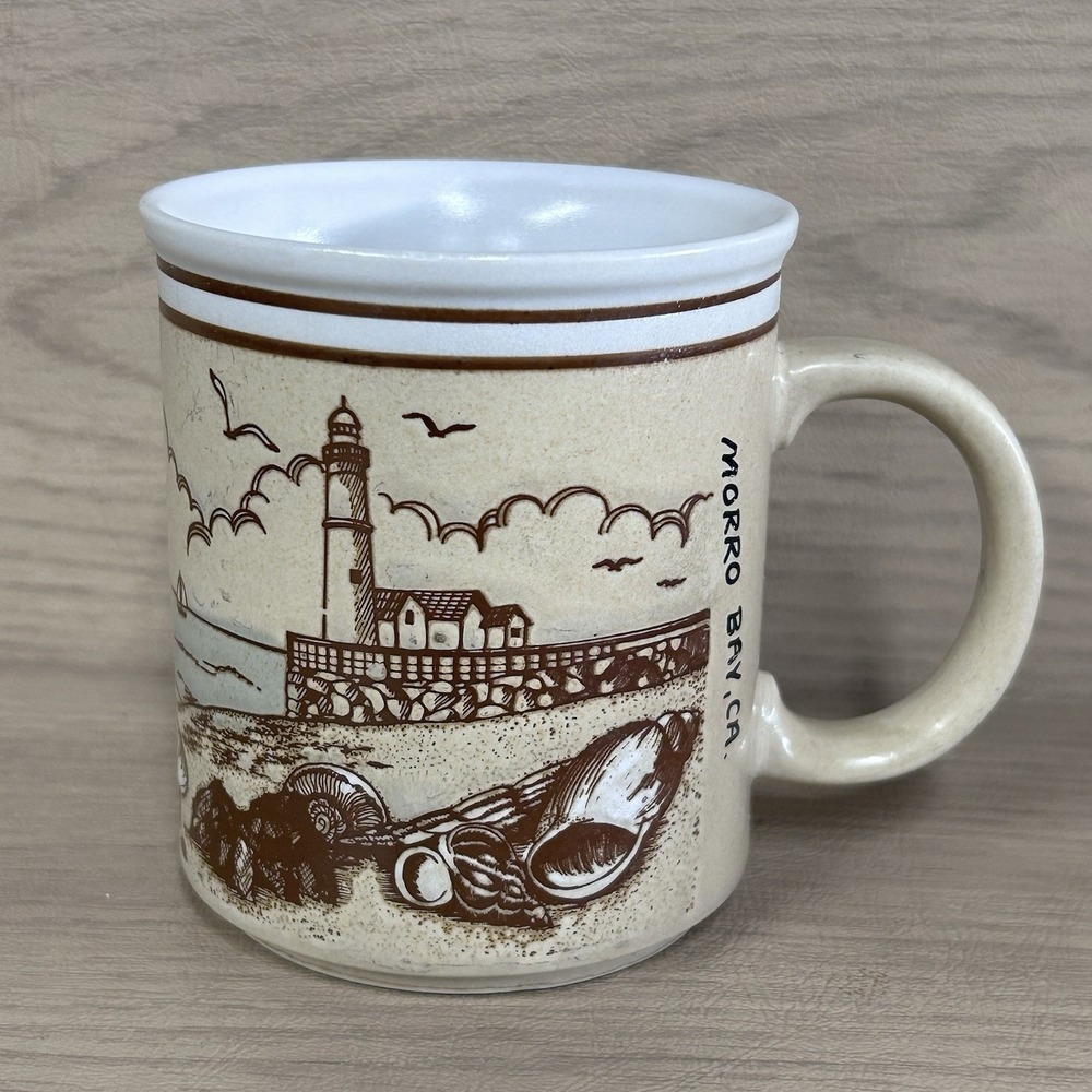 Vtg Morro Bay CA  Mug Beach Coastal Ocean Lighthouse Shells Sea Gull Boat EUC